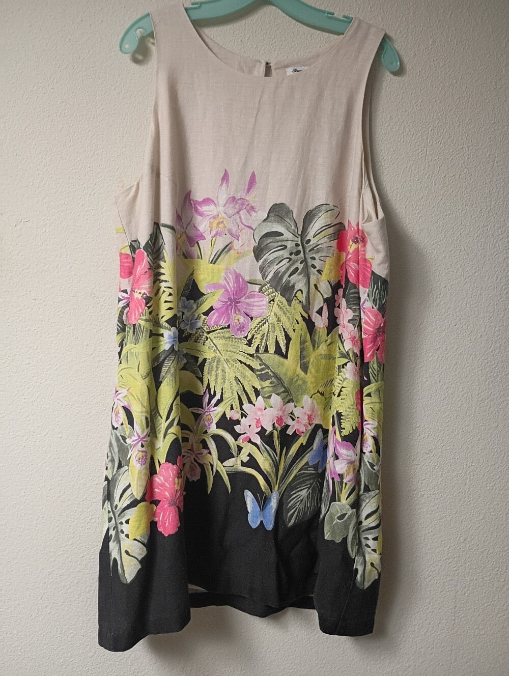 Tommy Bahama Cream Shift Dress with Black Hem and Pink Floral Print